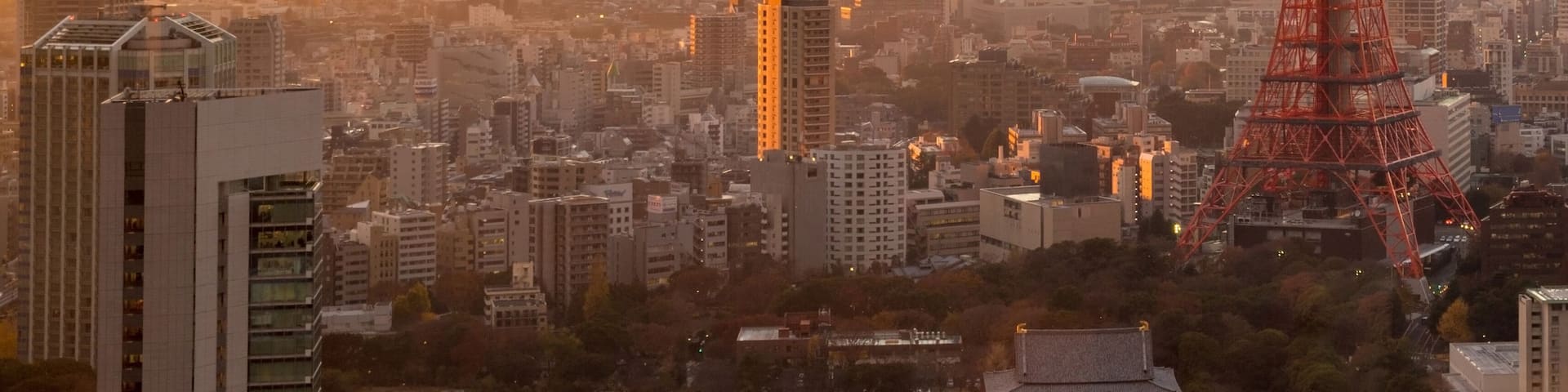 Sunset scene:Tokyo Tower in Tokyo, Japan
