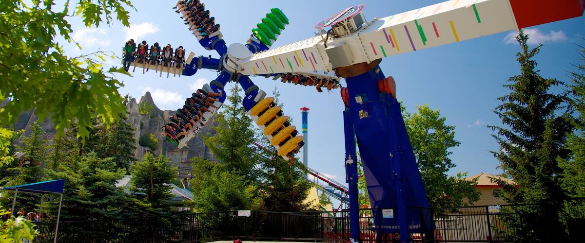 Canada\'s Wonderland showing rides