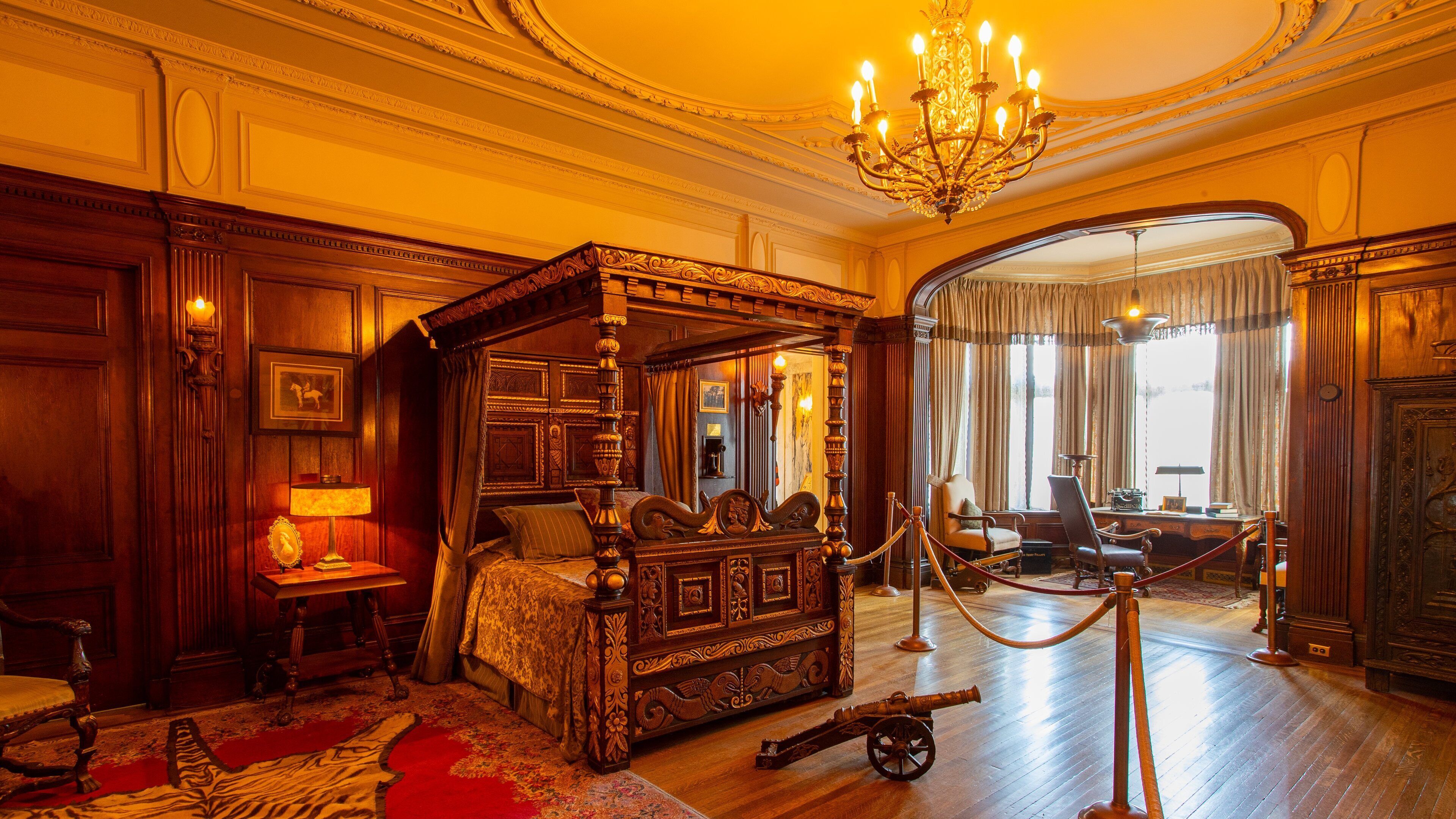 Casa Loma which includes interior views and heritage elements