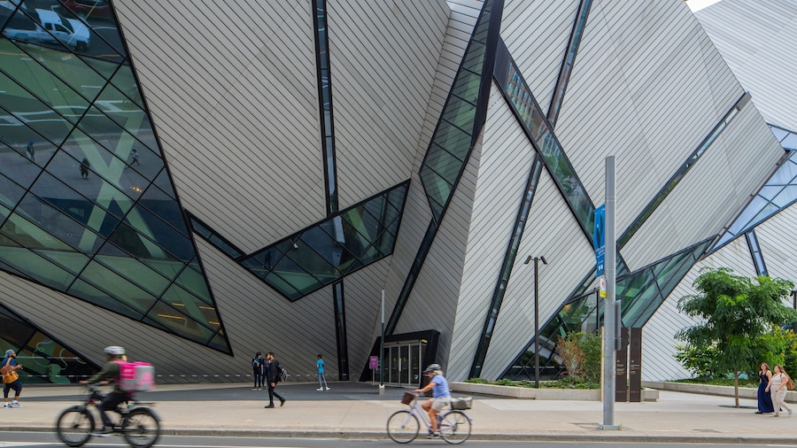 Royal Ontario Museum featuring modern architecture and cycling