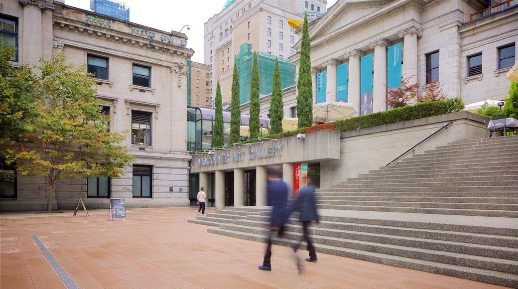 Vancouver Art Gallery featuring heritage architecture