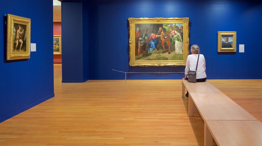 Vancouver Art Gallery presenterar konst och interiörer såväl som en kvinna