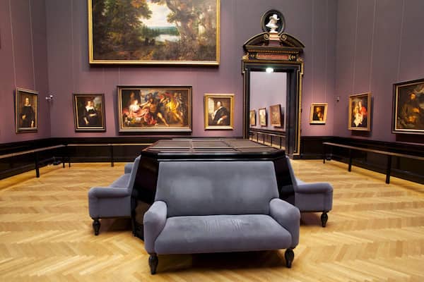 Museum of Art History featuring interior views and art