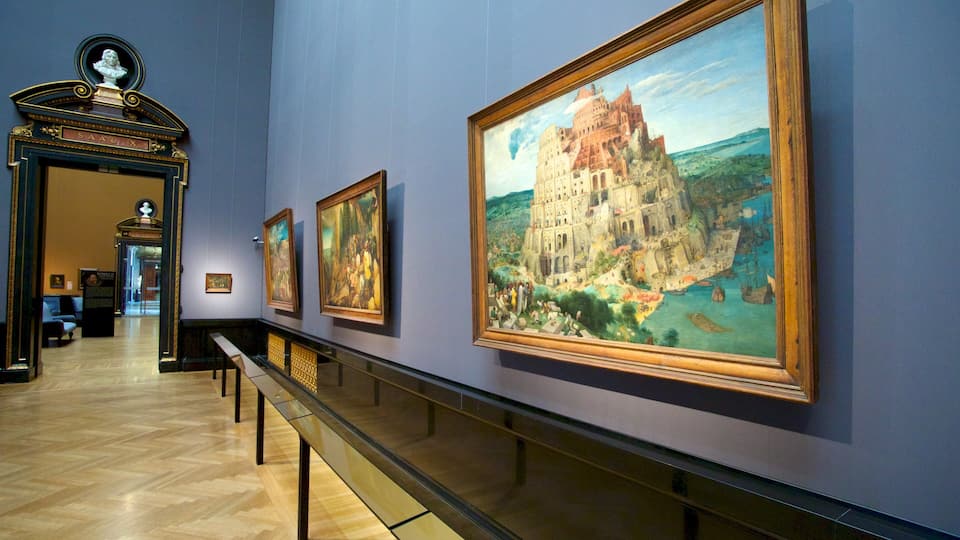 Museum of Art History featuring art and interior views