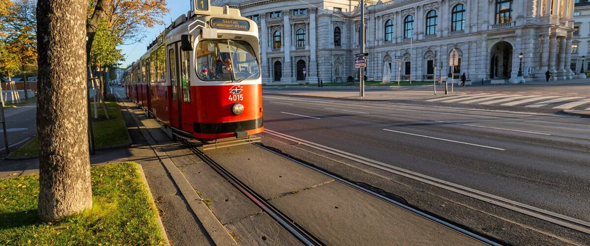 Burgtheater showing railway items and heritage architecture