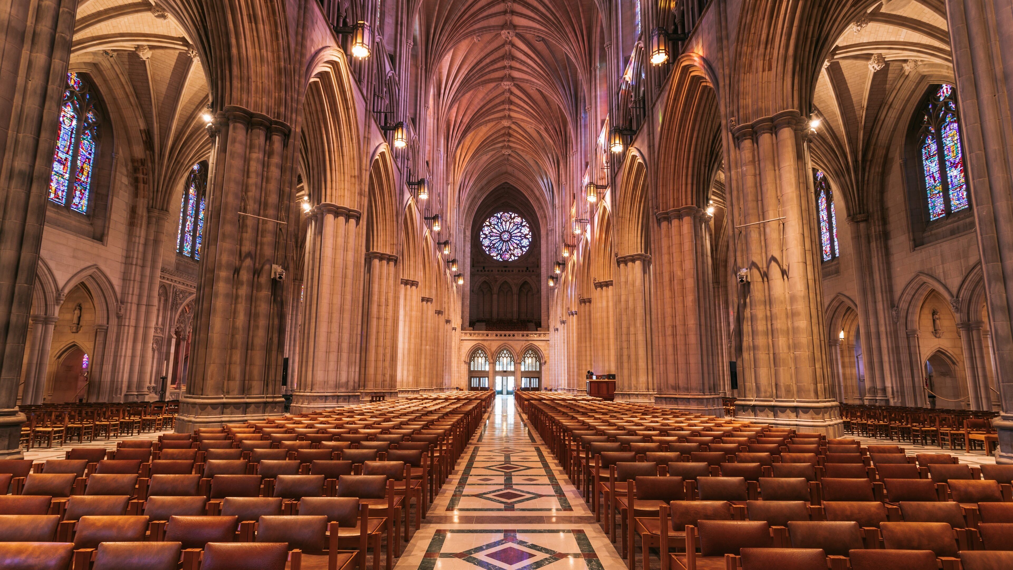 Washington National Cathedral which includes a church or cathedral, interior views and heritage architecture