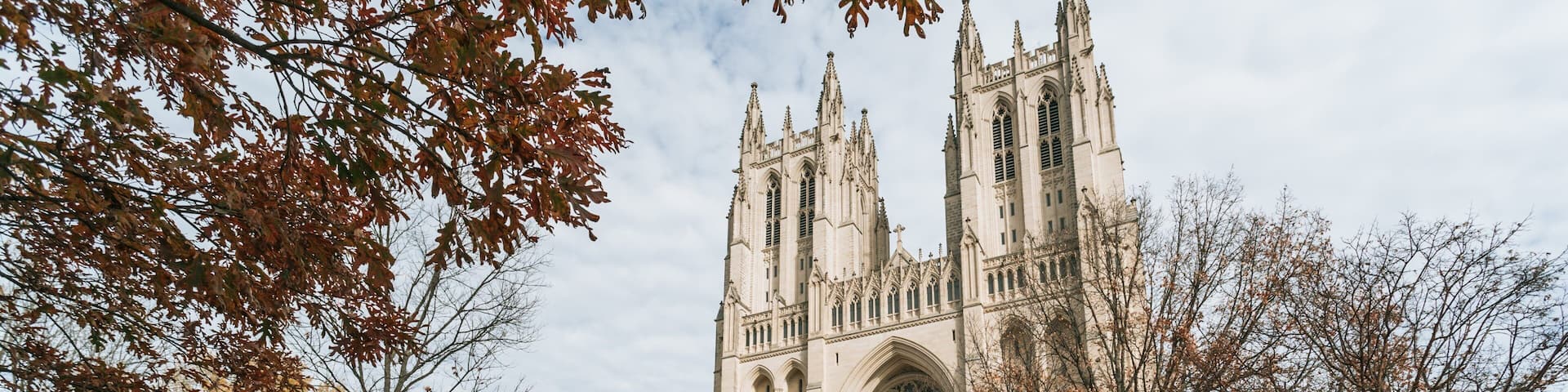 Washington National Cathedral which includes a church or cathedral and heritage architecture