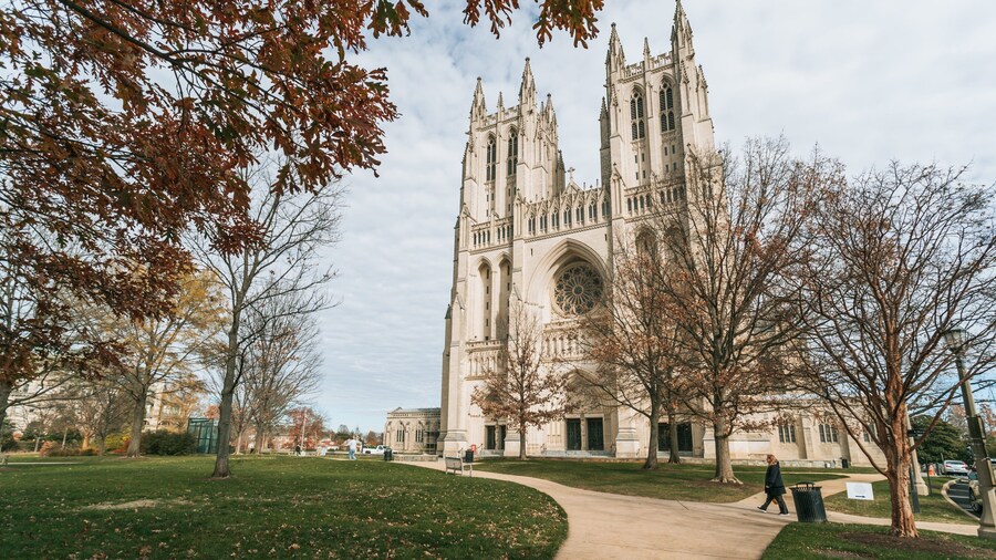 Washington National Cathedral which includes a church or cathedral and heritage architecture