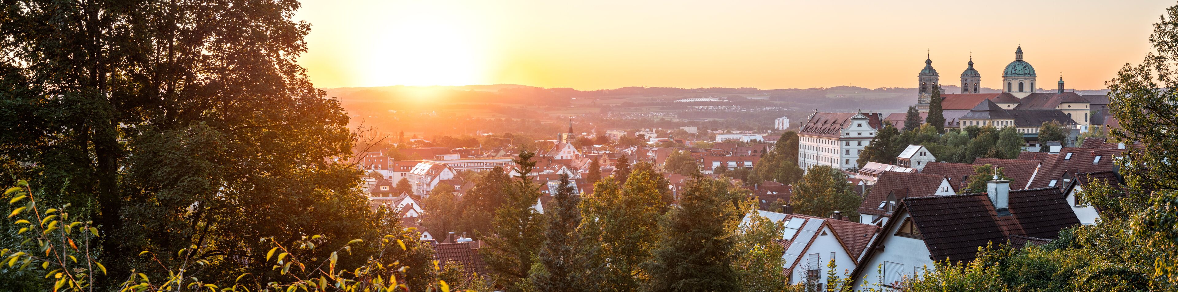 Weingarten, Deutschland: Sonnenuntergangspanorama vor der Basilika