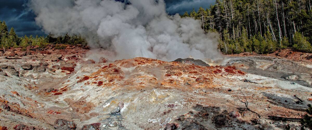 The ominous weather was moving on the Norris Geyser Basin's Steamboat Geyser on September 28. As the snow was spitting down around me, there was a miraculous break in the thick clouds and a quick beam of sunlight lit the geyser! The weather was so bad, there was nobody else there to share this experience with.
#Yellowstone
#National_Parks
#Yellowstone_National_Park
#nature
#Natural_wonders
#Steamboat_Geyser
#Norris_Hot_Springs
#landscape