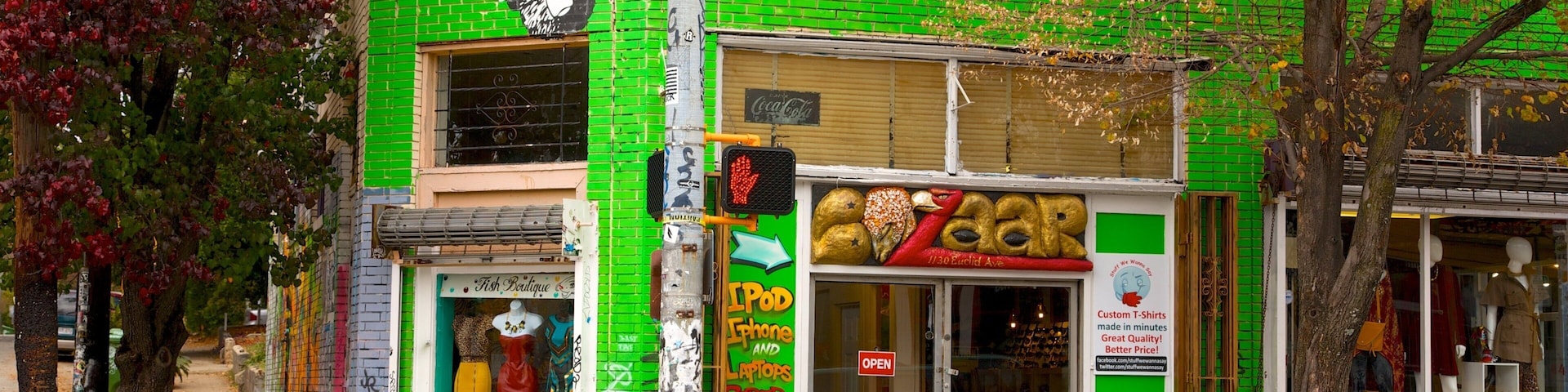 Little Five Points which includes street scenes and fashion