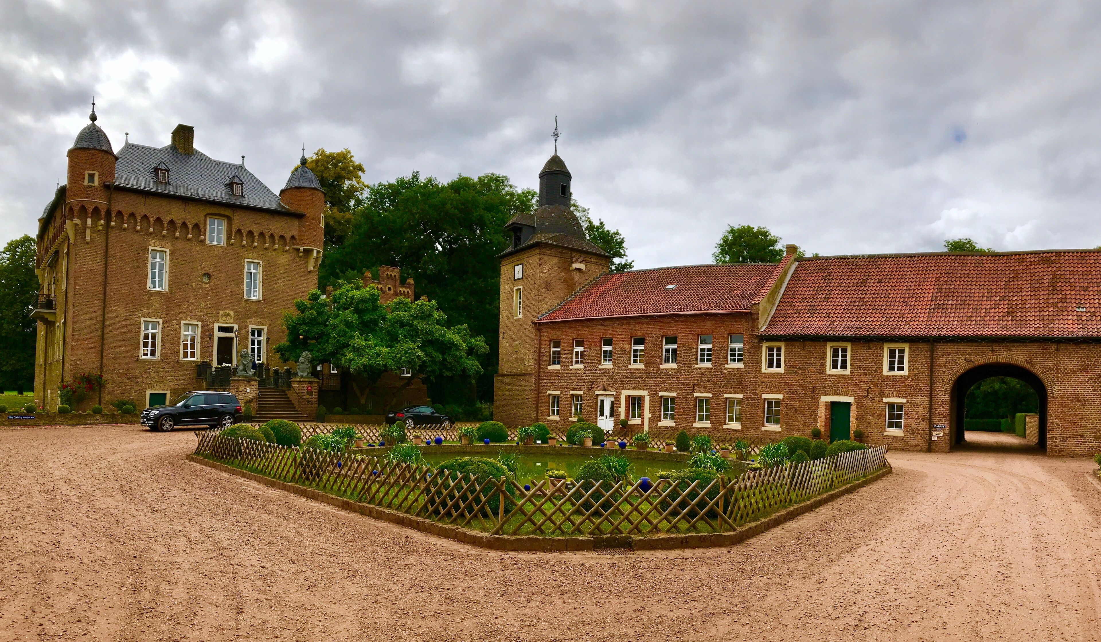 Schloss Loersfeld in Kerpen/Sindorf (Nordrhein-Westfalen)