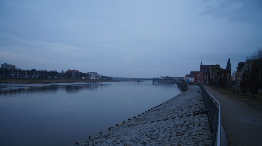 Oderpromenade in Frankfurt (Oder), Brandenburg, Deutschland