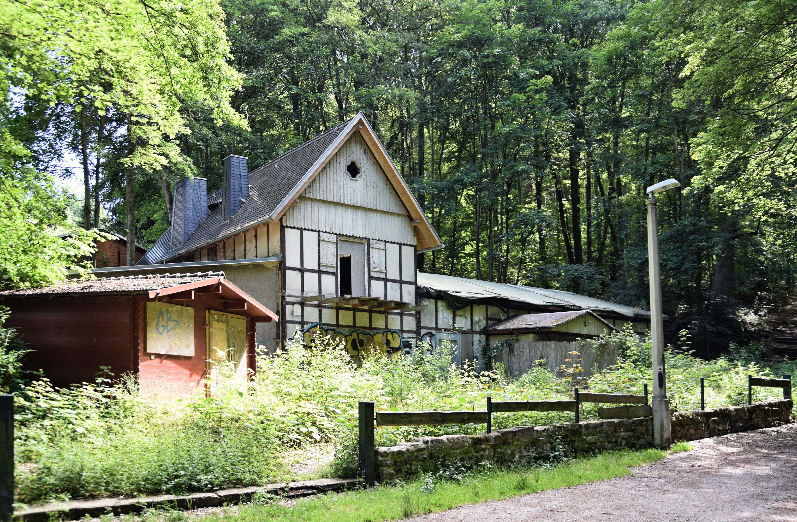 Former restaurant Felsenkeller at Martinsgrund in Gera, Germany