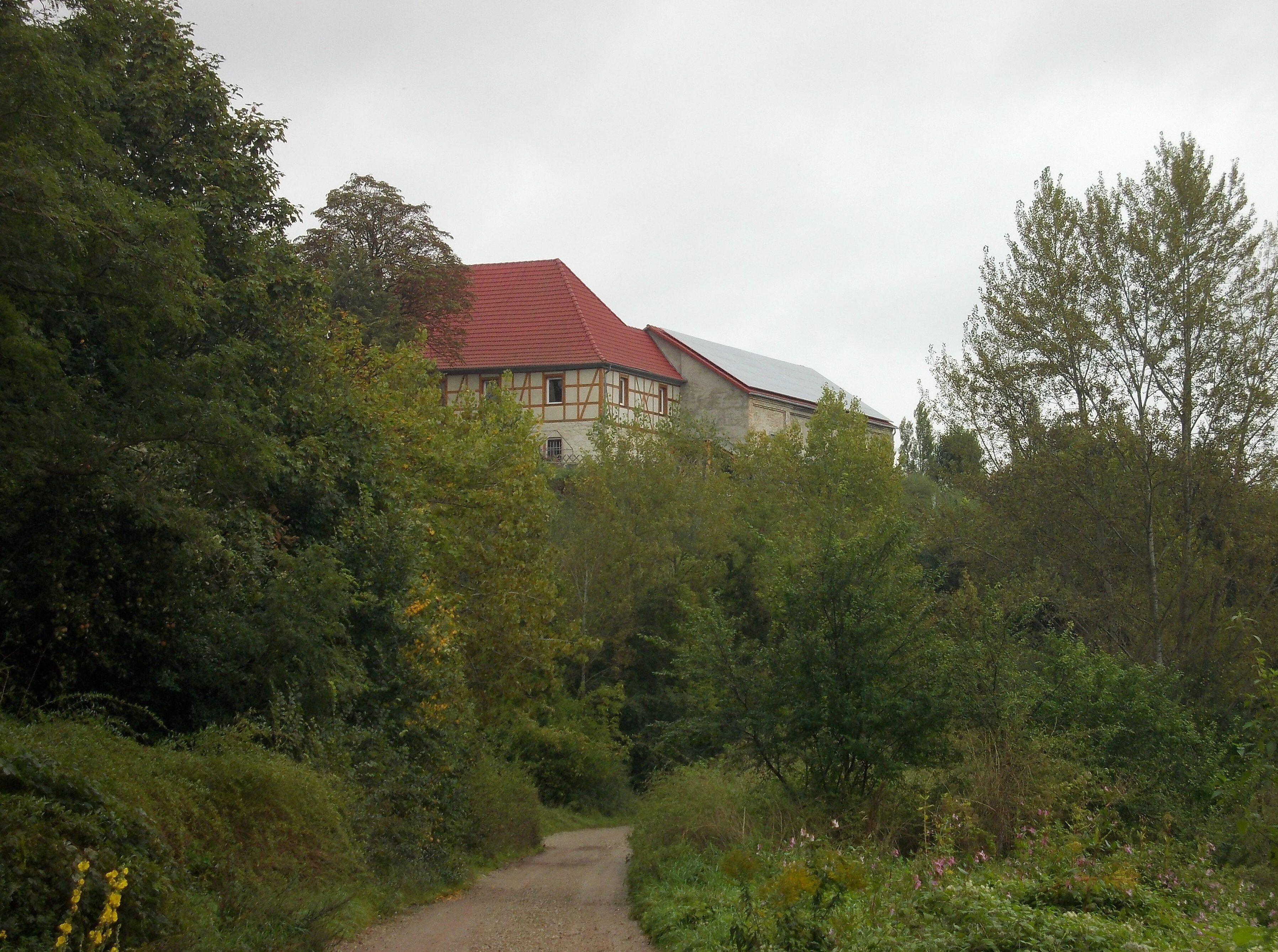 Broihanschenke, historic inn in Ammendorf (Halle/Saale, Saxony-Anhalt), view from the valley of the Weise Elster