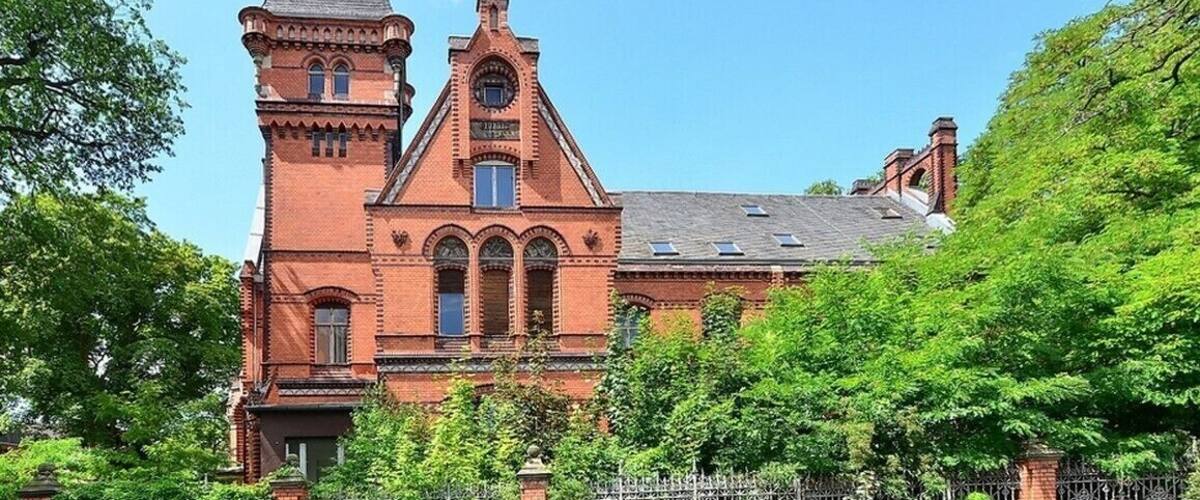 Magdeburg - Sudenburg - Villa Klausenerstraße 11-13 aus dem Jahre 1887 von von Albert Marcks