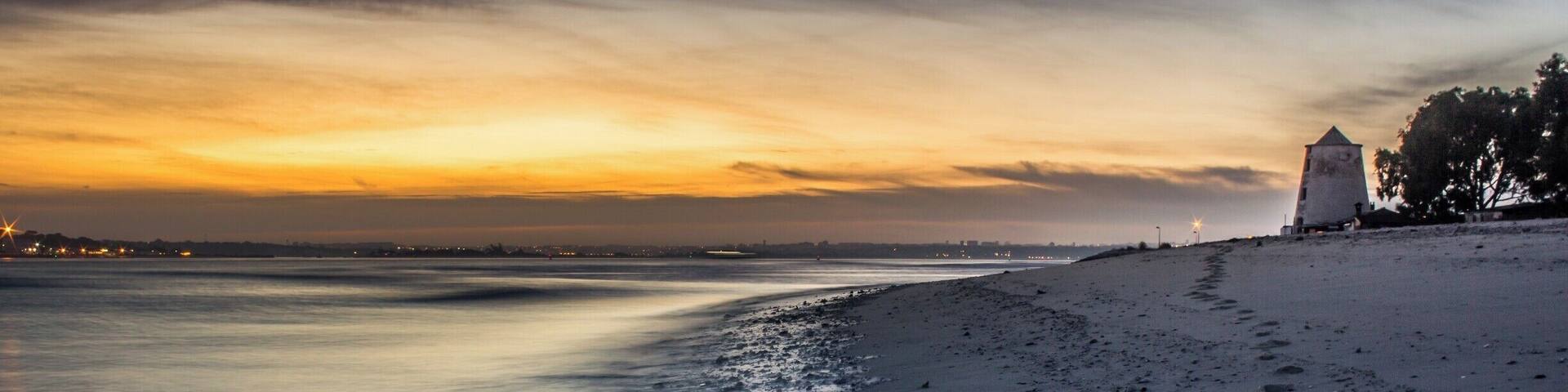 A Nice Place To Take Awesome Sunsets Shots
Love it
#sunset #sun