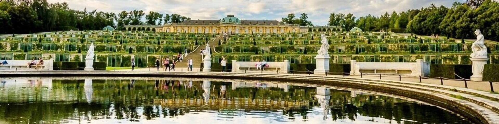 If you feel like escaping the hustle and bustle of Berlin for a davor two, then Potsdam is a laid back alternative. Take a stroll through the Dutch quarter or immerse yourself in the vast parks of Sanssouci Palace. #germany #potsdam #sanssouci #sanssoucipalace