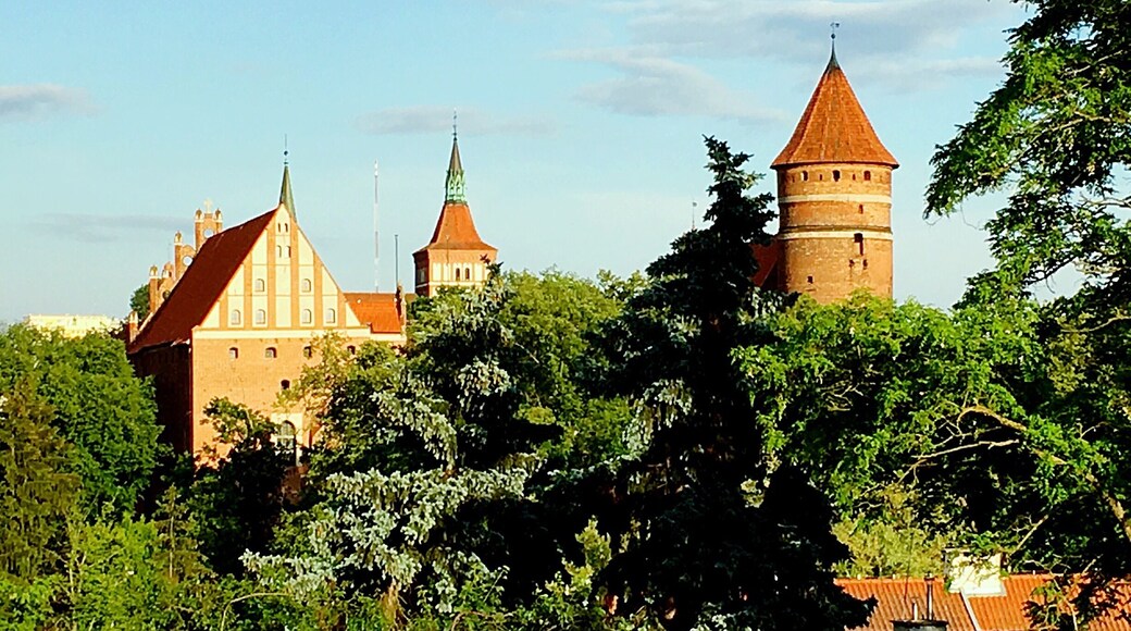 The Castle is in the heart of city centre. The greate astronomem Nicolas Copernicus lived and worked there for long time