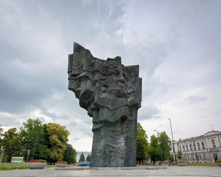 Big sculpture.