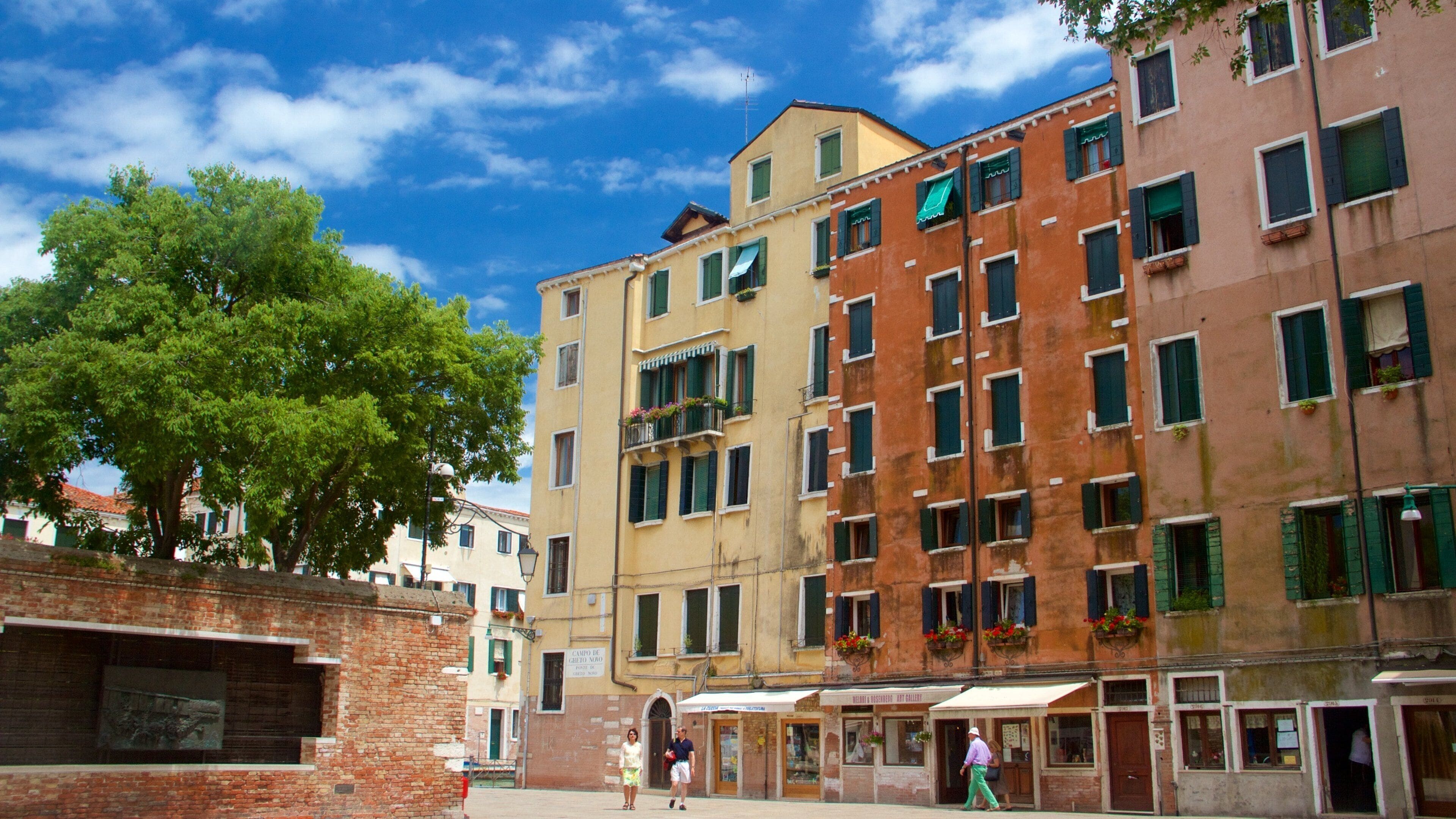 Venetian Ghetto which includes heritage architecture