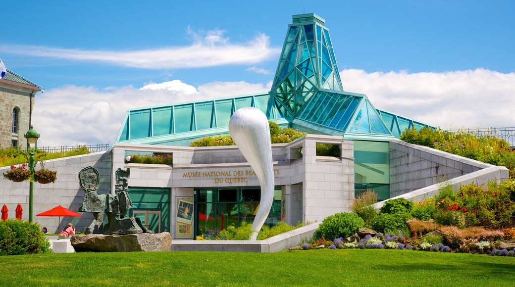 Battlefields Park showing a statue or sculpture, modern architecture and a city