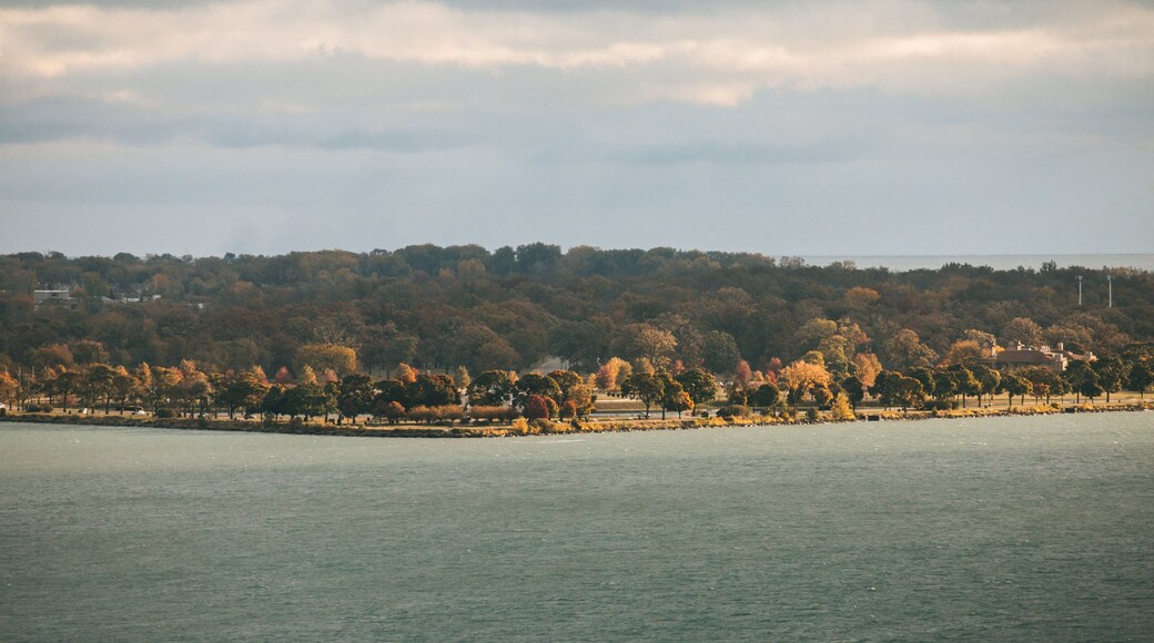 Belle Isle which includes landscape views, general coastal views and tranquil scenes