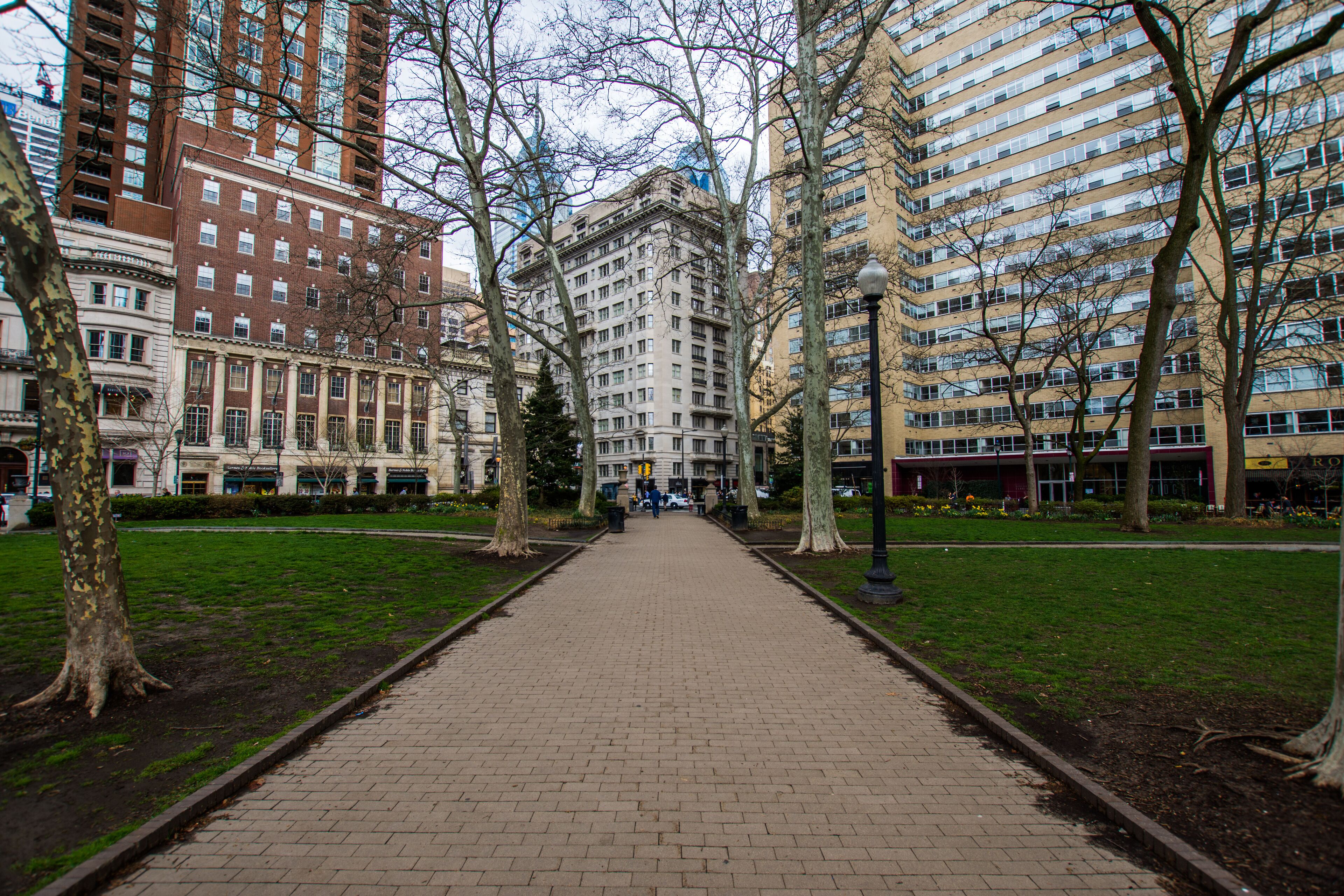 Spring in rittenhouse square in philadelphia pennsylvania