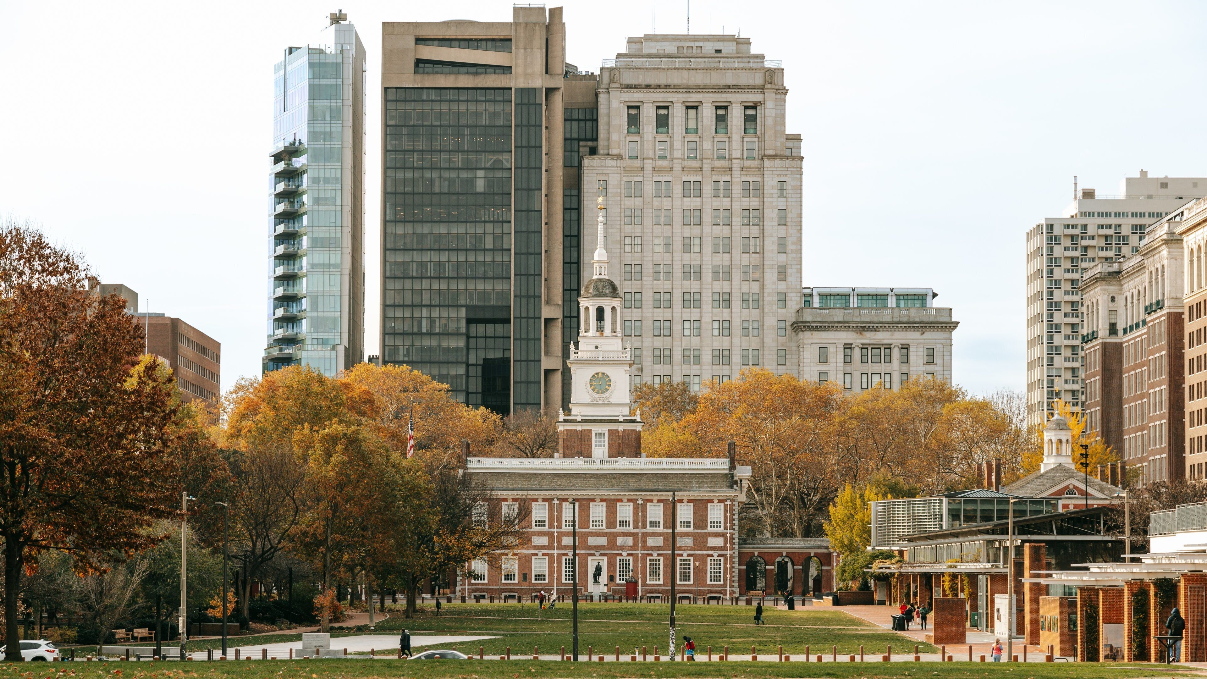 Independence National Historical Park which includes heritage architecture and a city