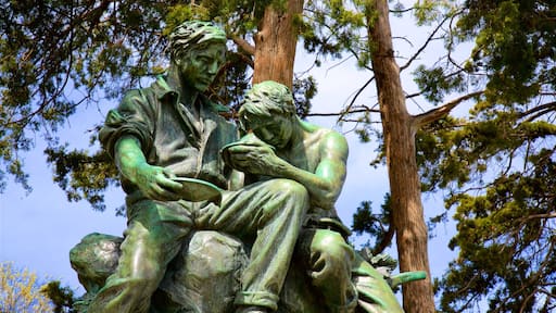 Swope Park showing a statue or sculpture and a garden