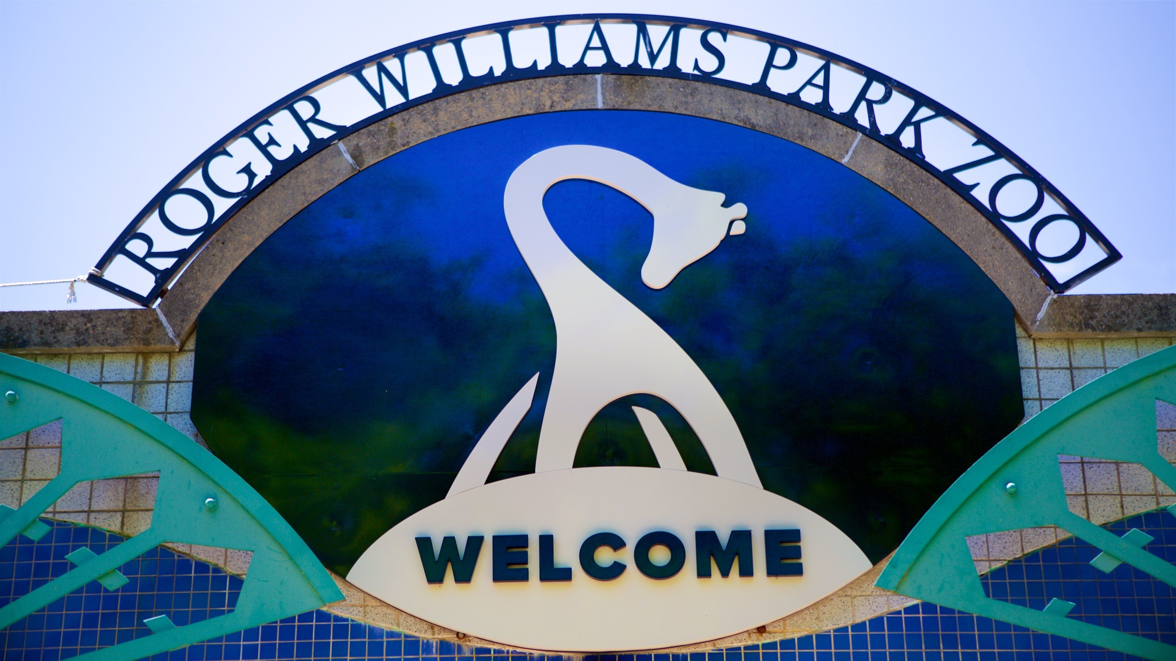 Roger Williams Park Zoo featuring signage