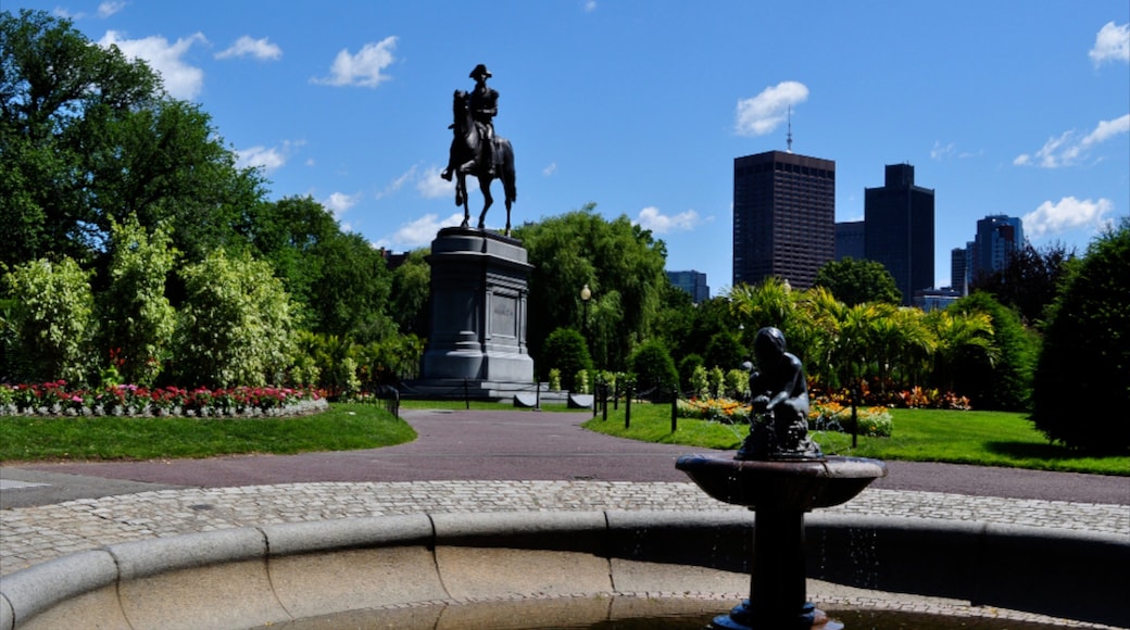 Boston Public Garden which includes a statue or sculpture, a garden and a monument