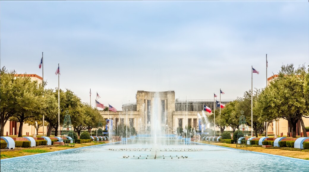 Esplanade Fountain and Hall of State, Dallas