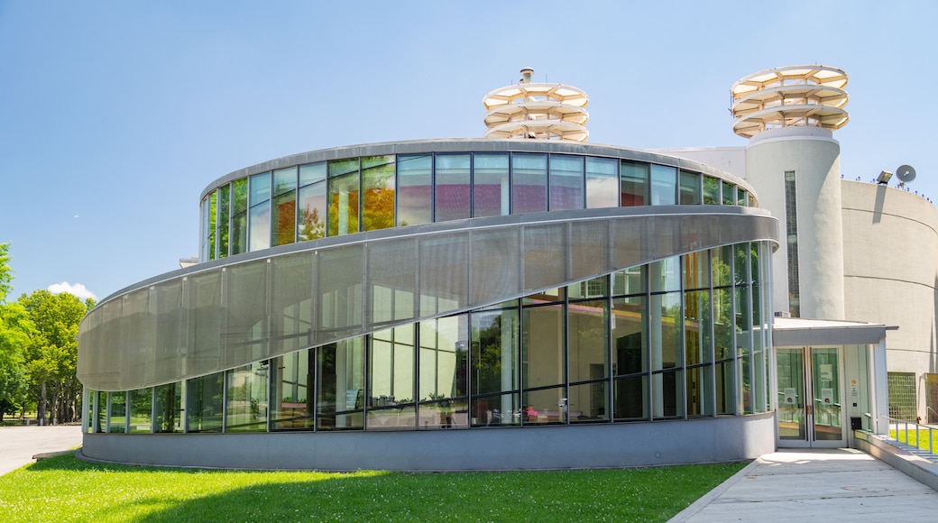 Flushing Meadows-Corona Park which includes modern architecture