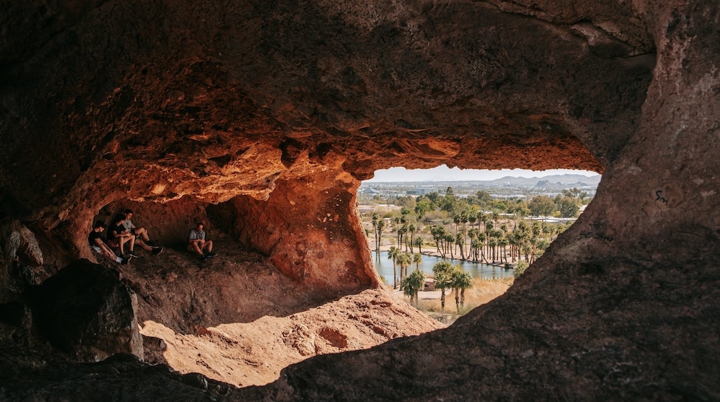 Papago Park showing caves