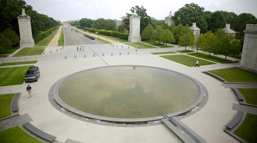 阿靈頓國家公墓 其中包括 墓地, 廣場 和 紀念物