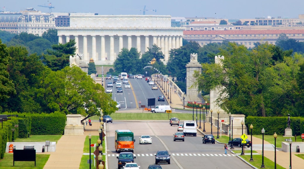 阿靈頓國家公墓 设有 街道景色, 紀念物 和 城市