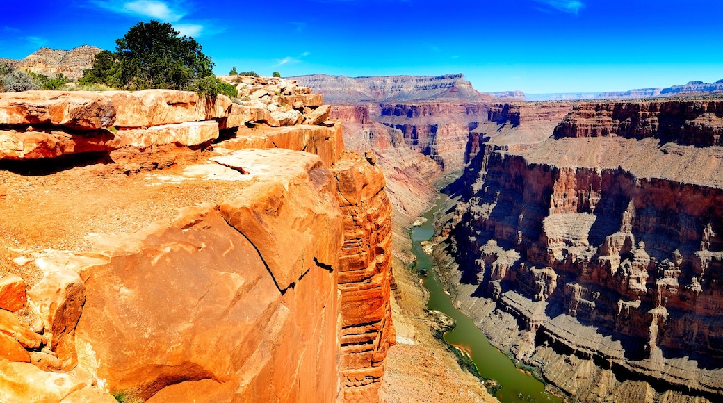Grand Canyon with Colorado River Gorge Landmark