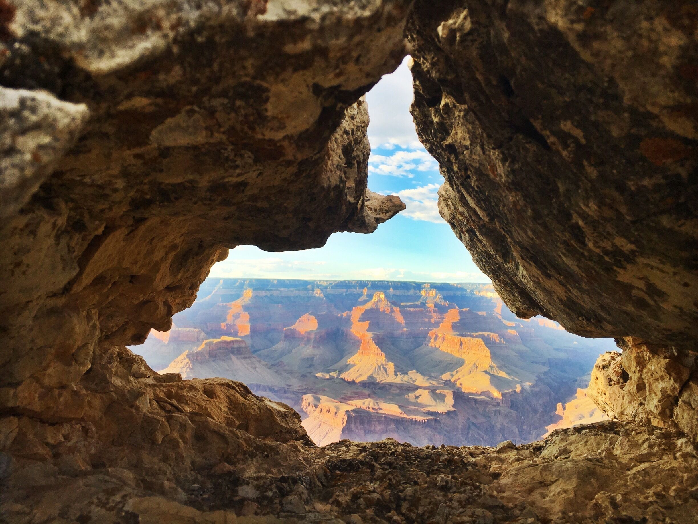 A different view of the canyon.