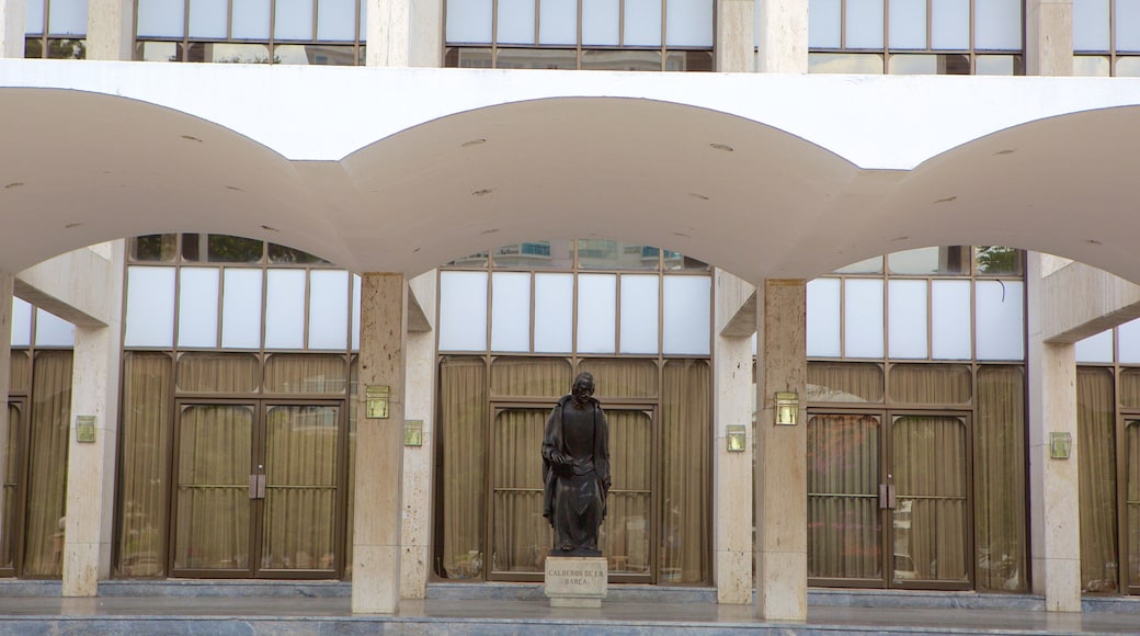 Plaza de la Cultura which includes signage, a square or plaza and a statue or sculpture
