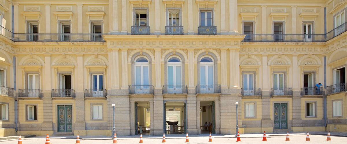 Quinta da Boa Vista showing heritage architecture