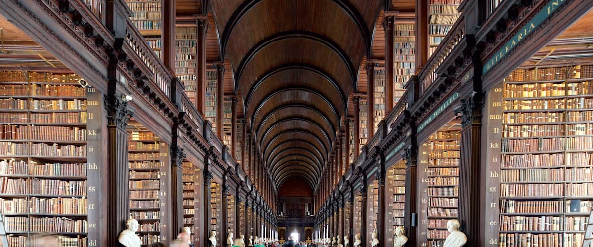 Trinity College showing heritage elements, heritage architecture and an administrative buidling
