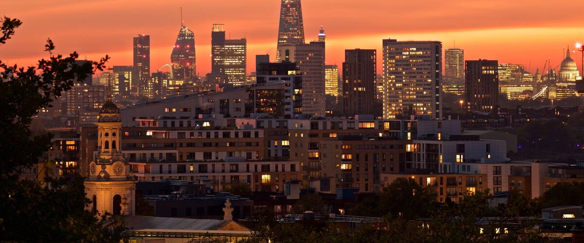 ๊ทธ๋ฆฌ๋์น ๊ณต์ ์ ๋ณด์ฌ์ฃผ๋ ์ผ๊ฒฝ, ์ผ๋ชฐ ๊ณผ ๋์