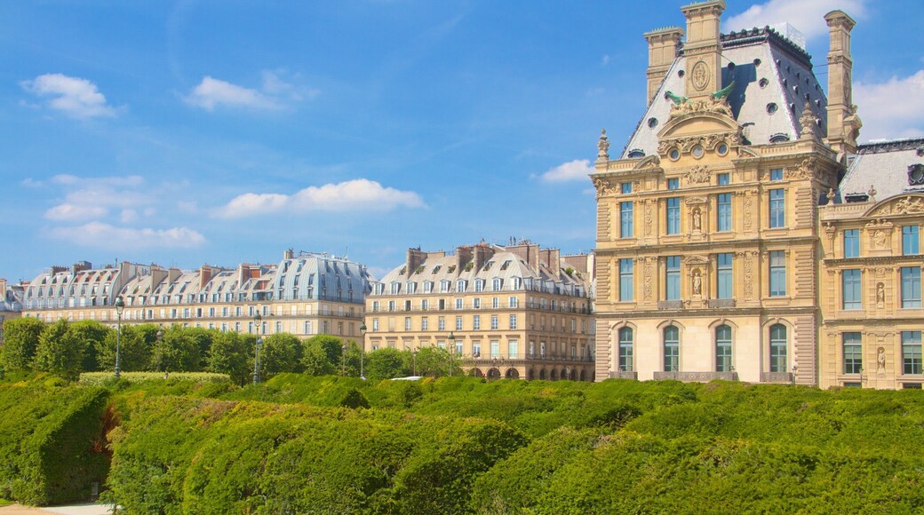 Tuileries Garden which includes a garden, heritage architecture and heritage elements