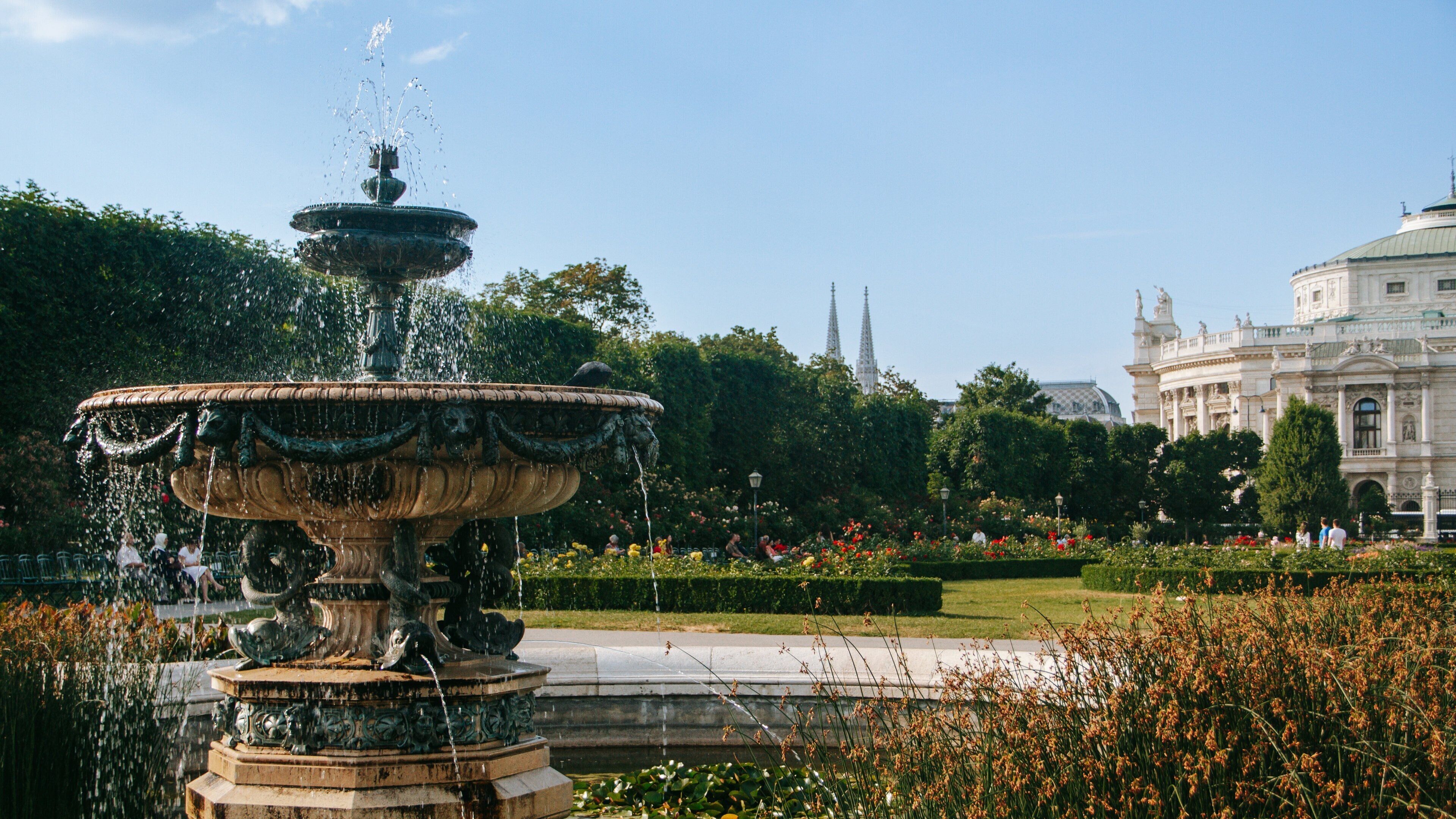People\'s Garden featuring a park and a fountain
