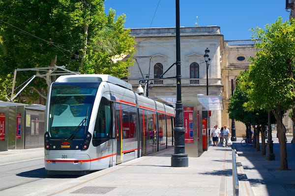 Plaza Nueva featuring a city and railway items