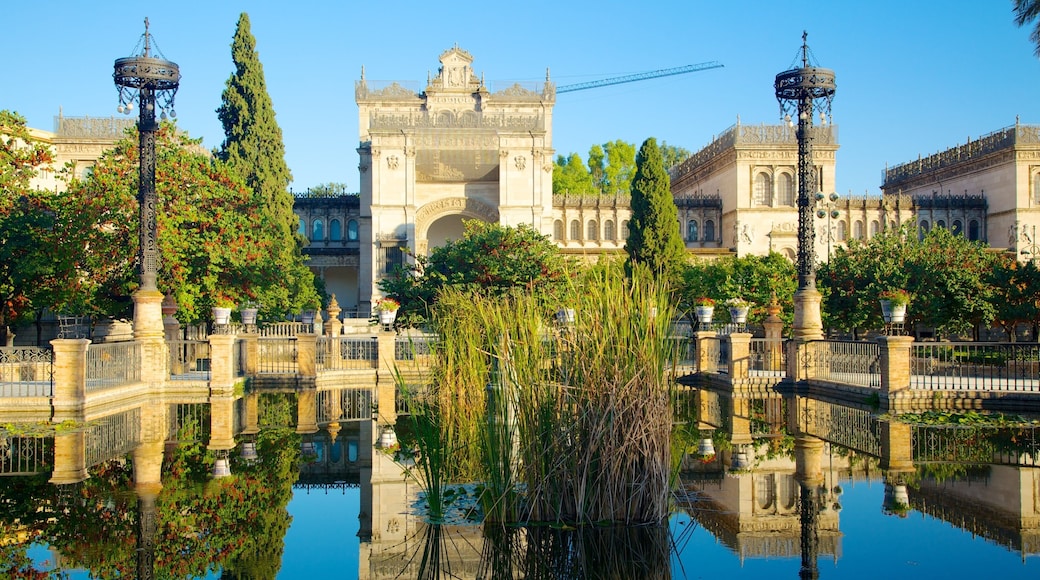 マリア ルイサ公園 表示 遺跡 と 池