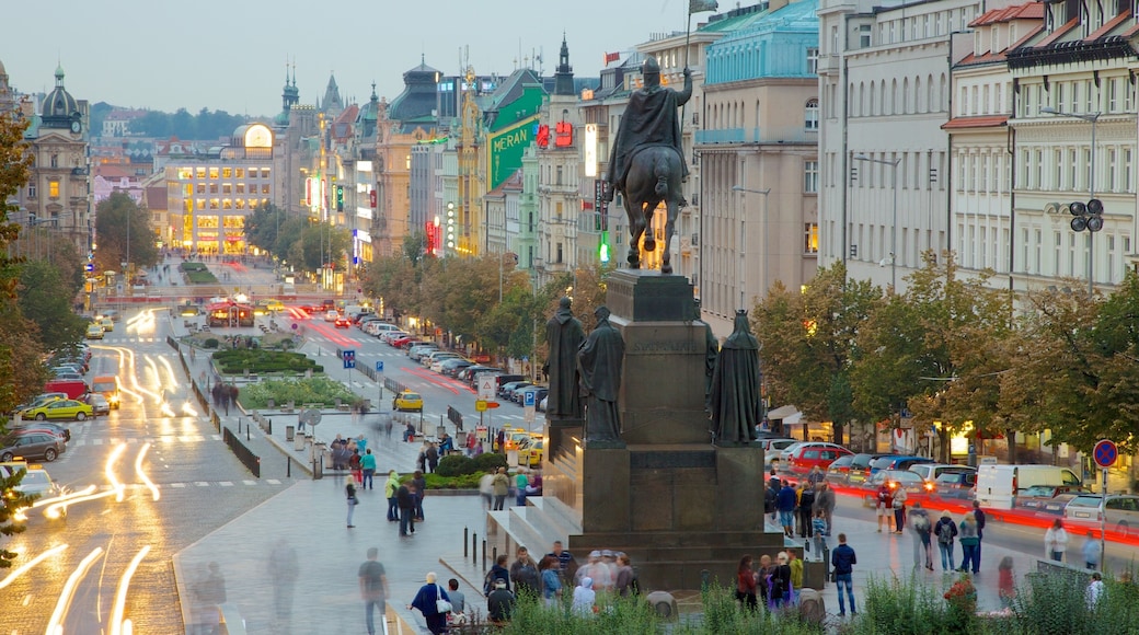 Wenceslas Square which includes cbd, a city and a monument