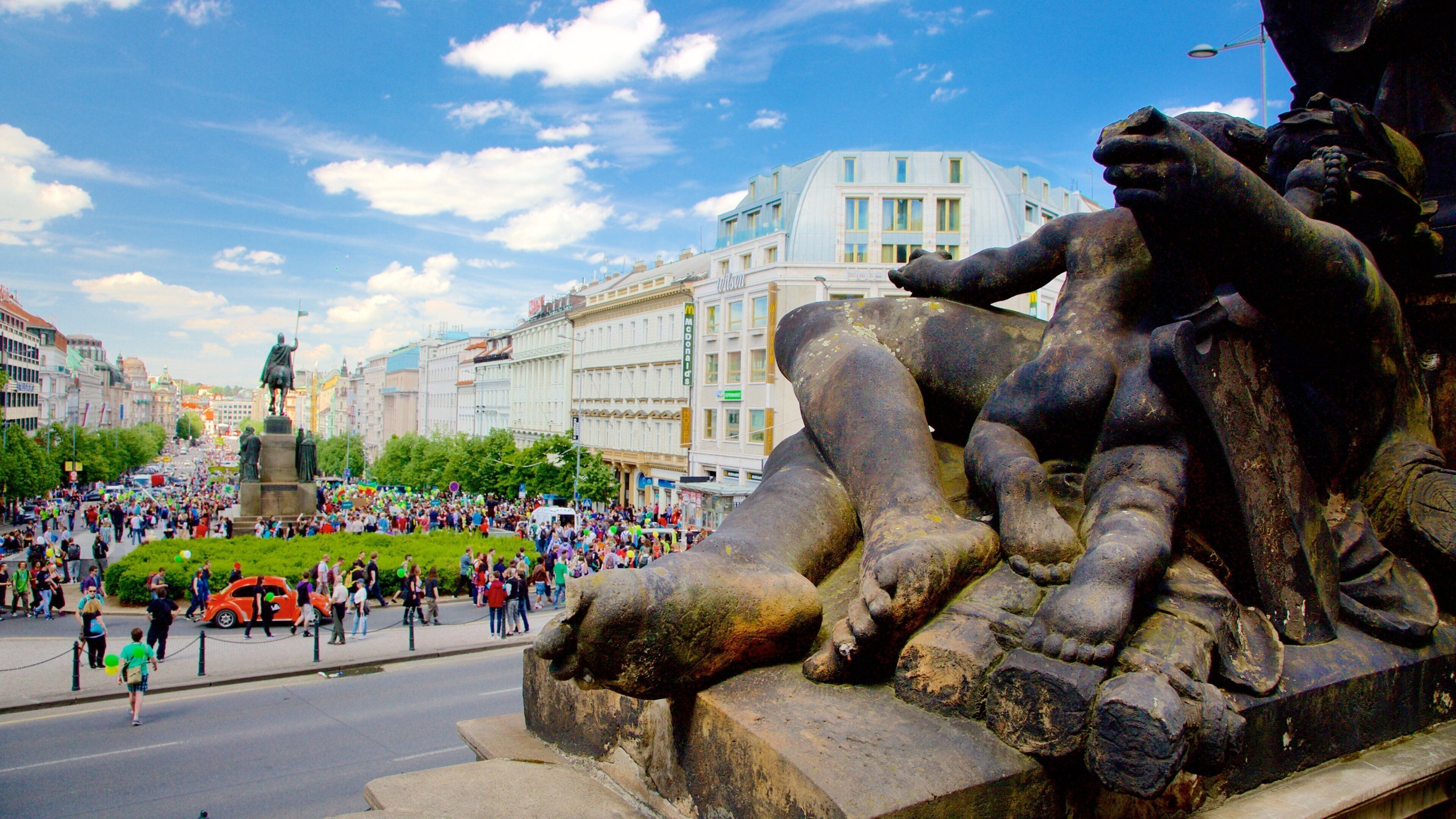 Wenceslas Square which includes a city, a statue or sculpture and heritage elements