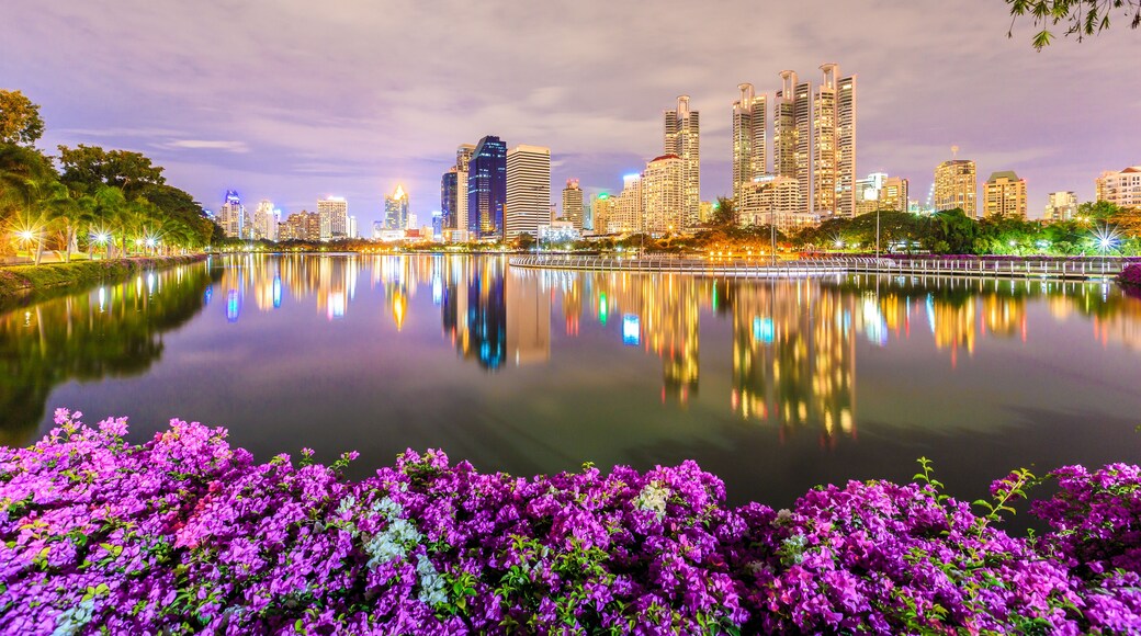 bangkok thailand Benjasiri Park; Shutterstock ID 164508653; Purchase Order: -